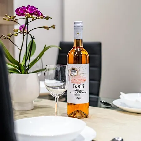 Myflat Silverlake Wellness شيوفوك