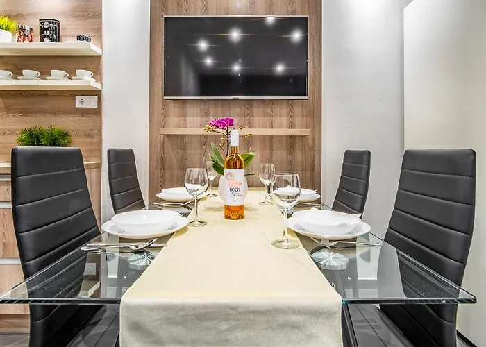 Myflat Silverlake Wellness *